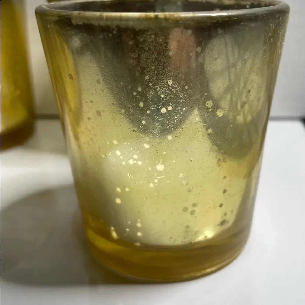 GOLDTONE VOTIVE CANDLES SET OF 4‎